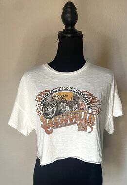 Altar'd State Crop Tee Nashville TN Size Sm